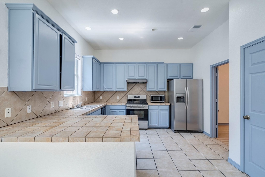 5503 Duval St - Photo 5