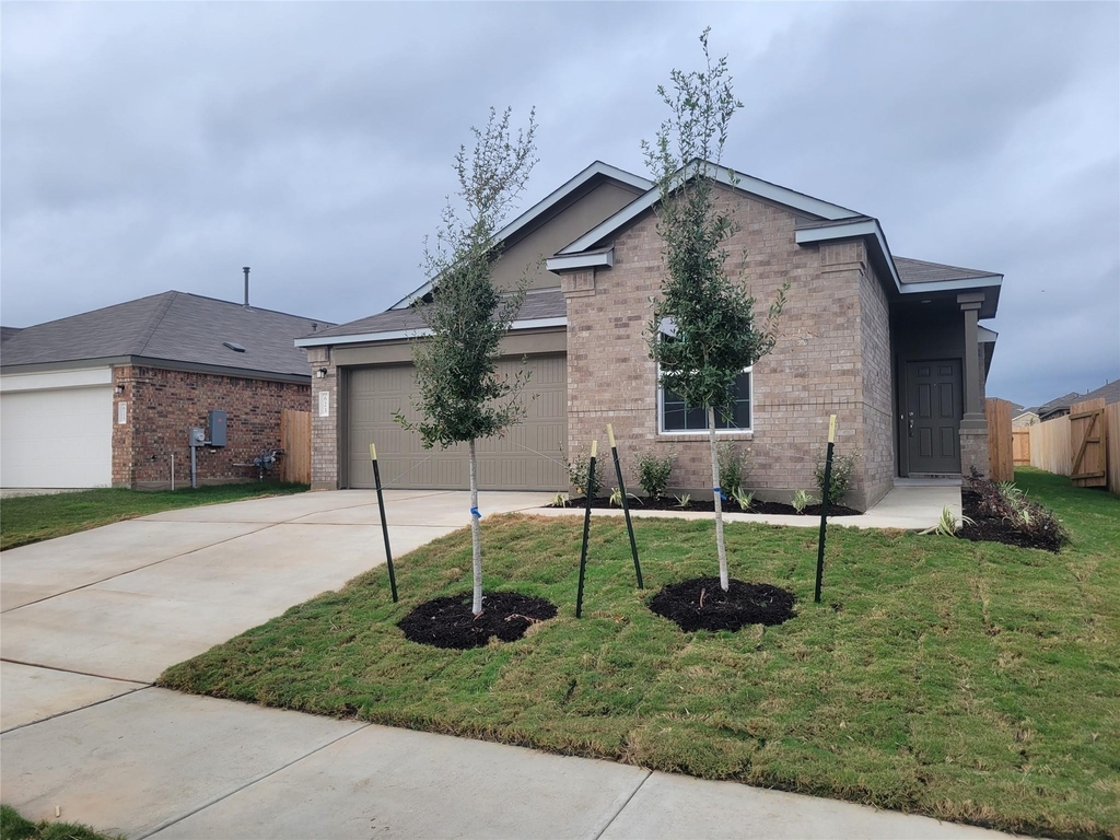 623 Waterway Ave - Photo 1