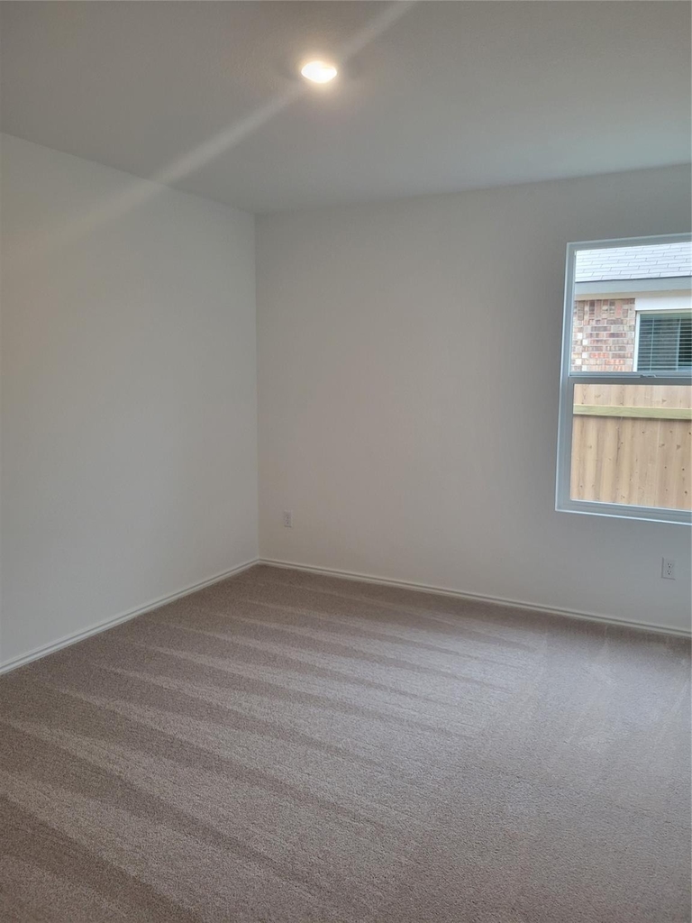 623 Waterway Ave - Photo 9