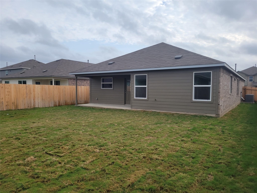 623 Waterway Ave - Photo 18