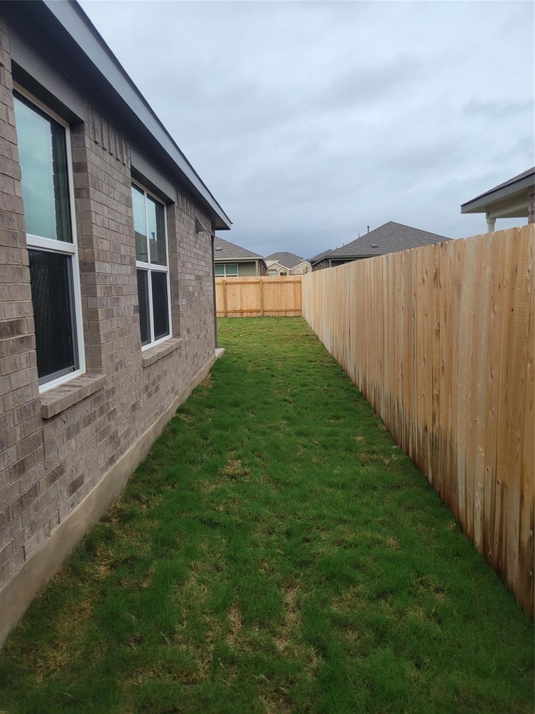 623 Waterway Ave - Photo 21