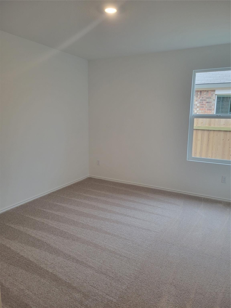 623 Waterway Ave - Photo 8