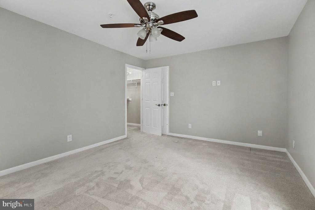 307 Tall Pines Court - Photo 8