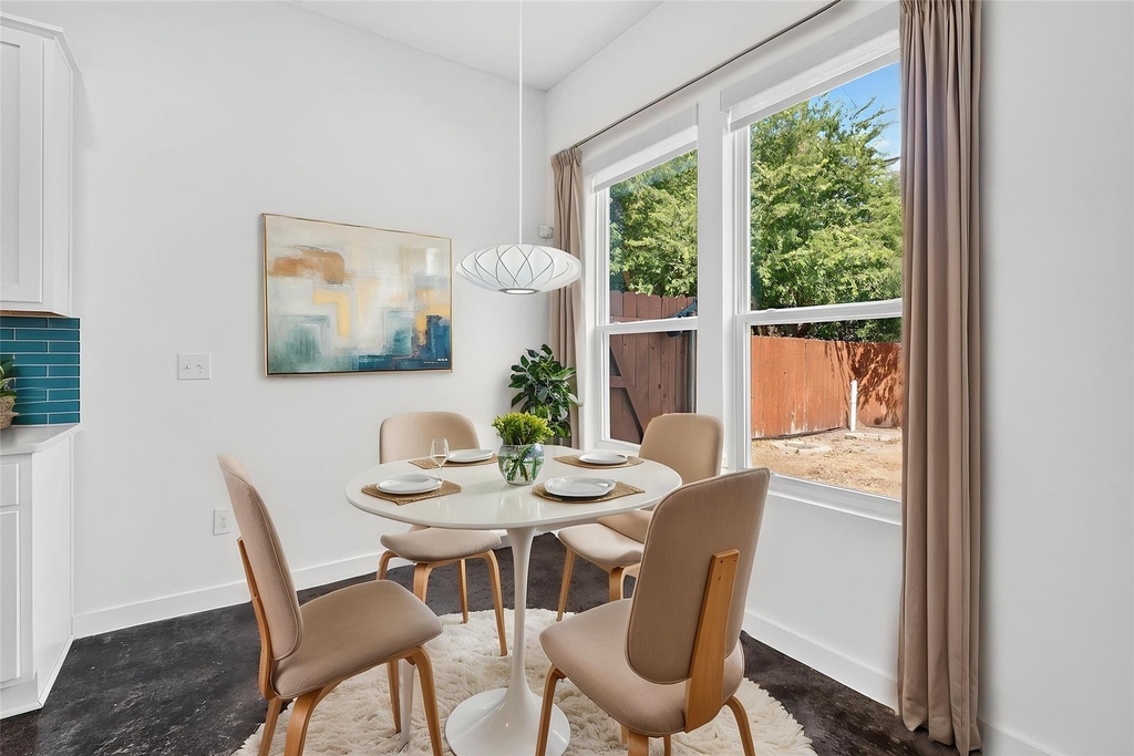 1404 Limelight Ln - Photo 3