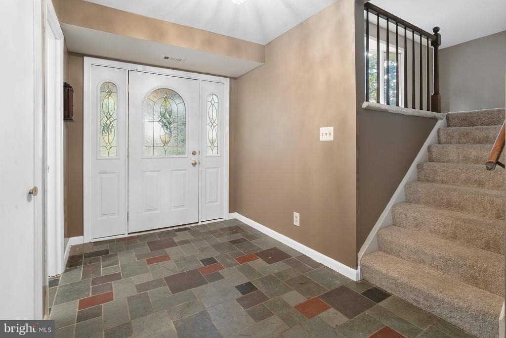 3989 Robin Hood Way - Photo 4