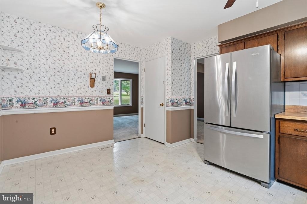 3989 Robin Hood Way - Photo 18