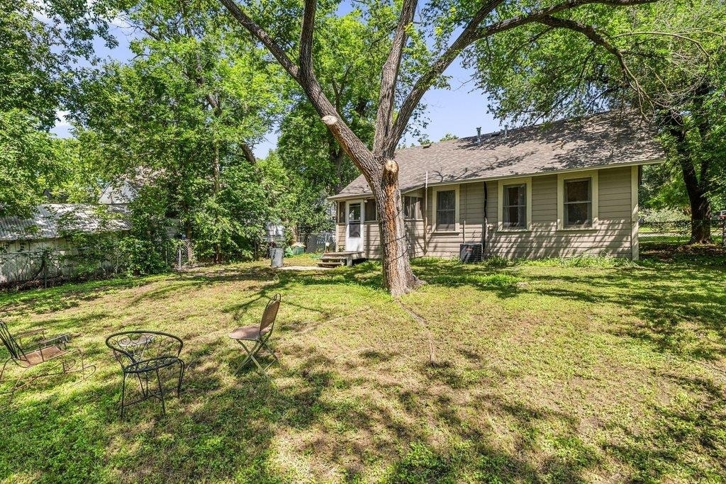 807 Cecelia St - Photo 21