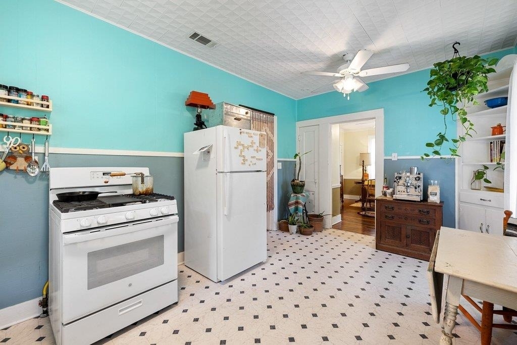 807 Cecelia St - Photo 12
