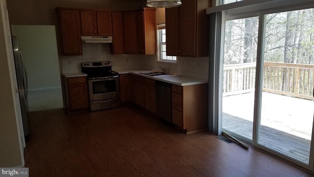 212 Patriots Way - Photo 13