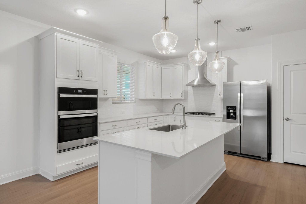 301 Celeste Way - Photo 8