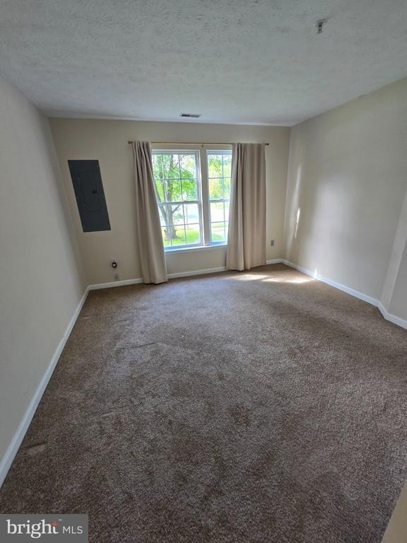 24 Hallsdale Court - Photo 18