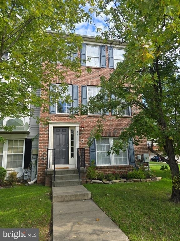 24 Hallsdale Court - Photo 0