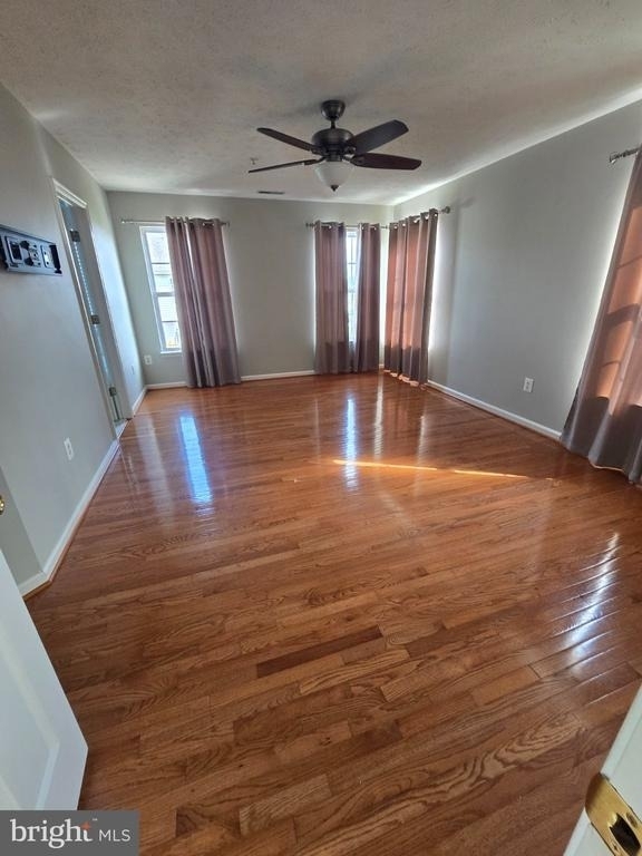 24 Hallsdale Court - Photo 11