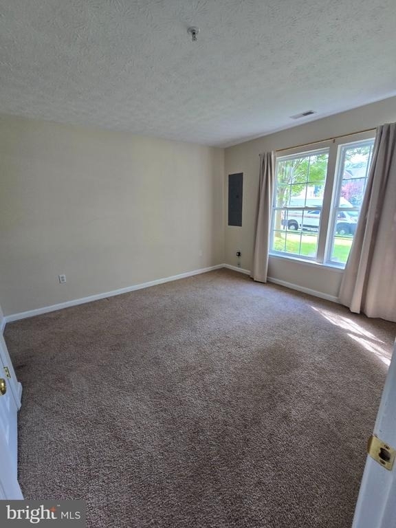 24 Hallsdale Court - Photo 15
