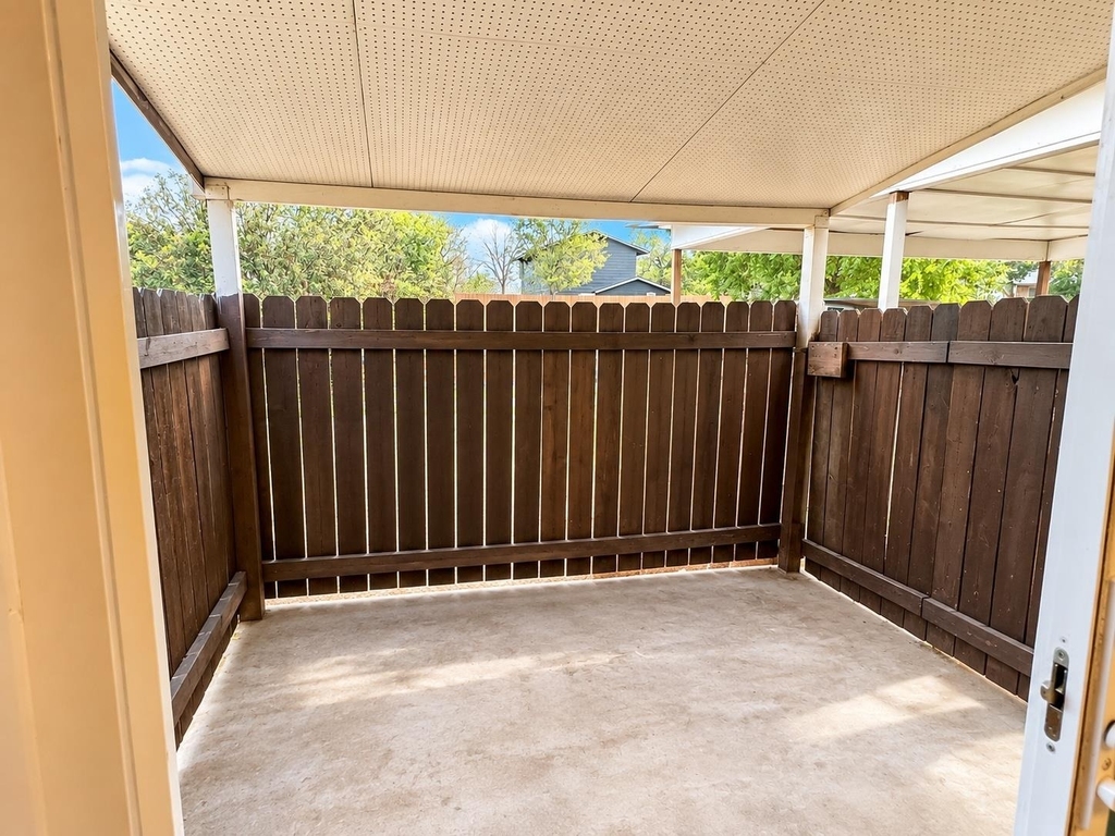 7702 Northcrest Blvd - Photo 17