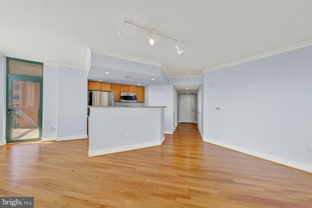 414 Water Street - Photo 3