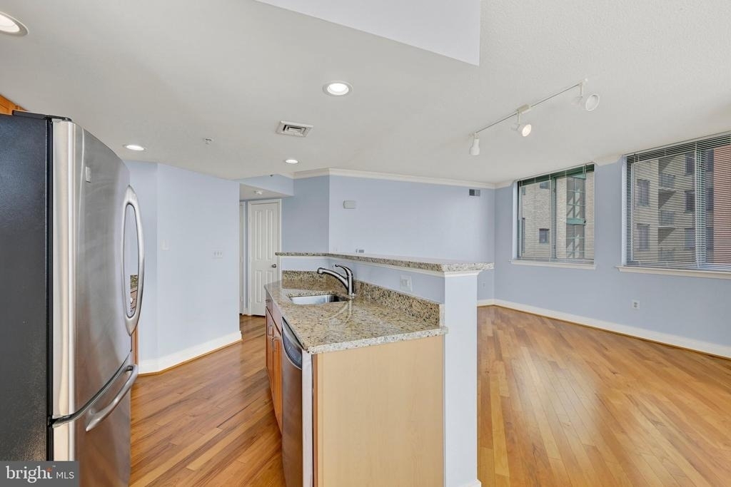 414 Water Street - Photo 7