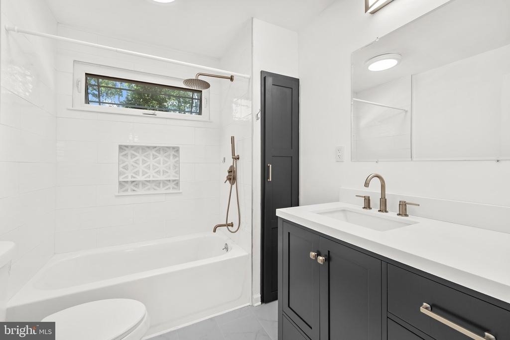 7718 Suitt Drive - Photo 14