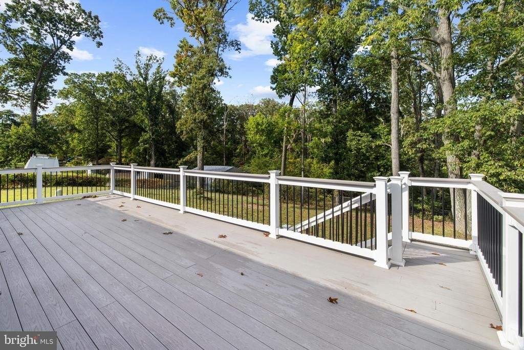7718 Suitt Drive - Photo 34
