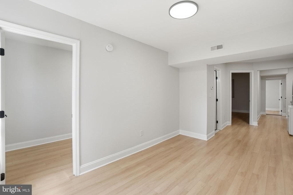 1250 Queen Street Ne - Photo 12