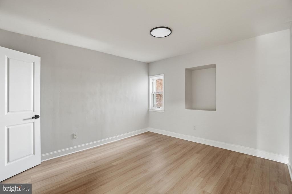 1250 Queen Street Ne - Photo 8