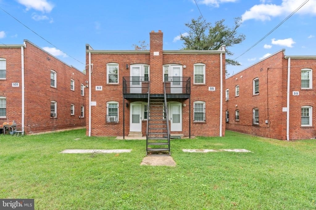 513 45th Street Ne - Photo 15