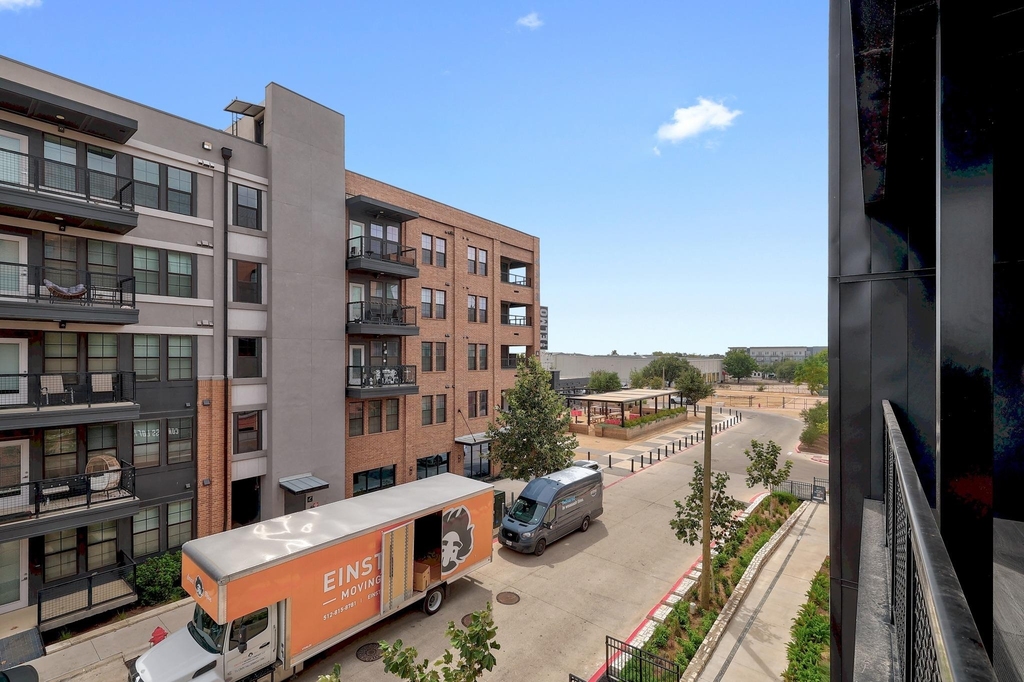 4315 S Congress Ave - Photo 22