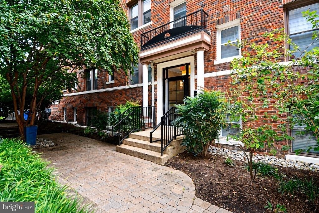 149 W Street Nw - Photo 1