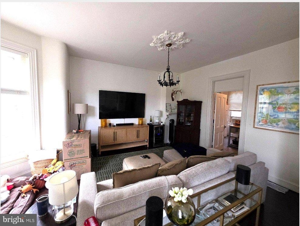 113 4th Street Se - Photo 4