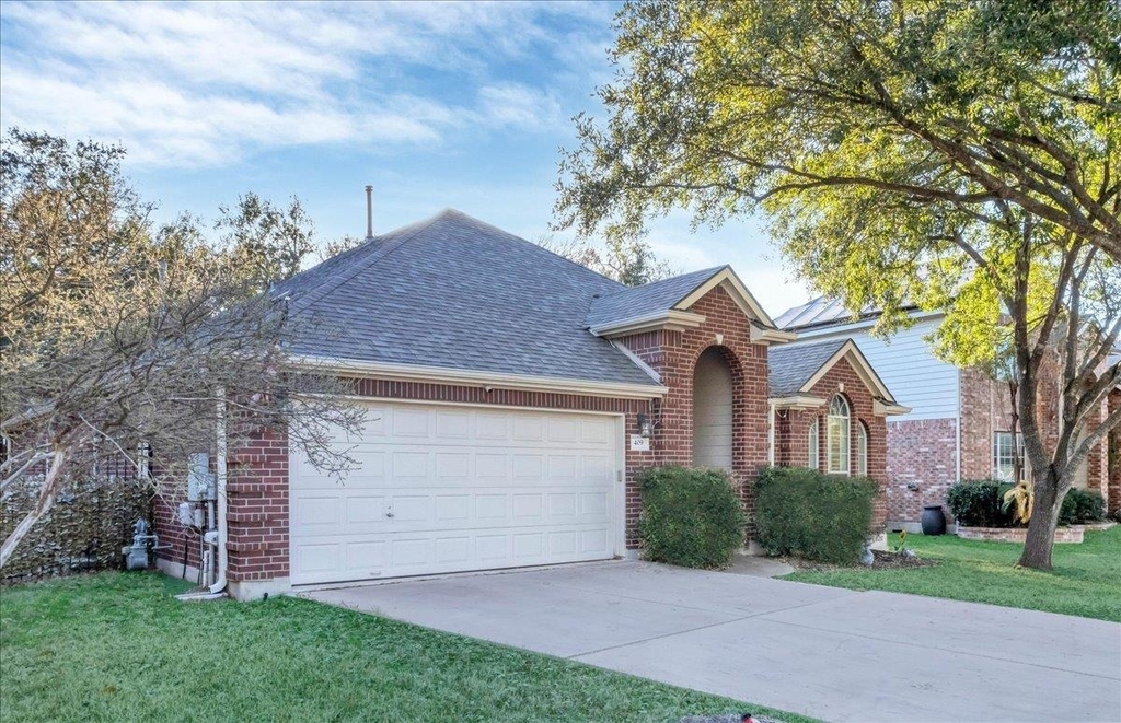 409 Carismatic Ln - Photo 1