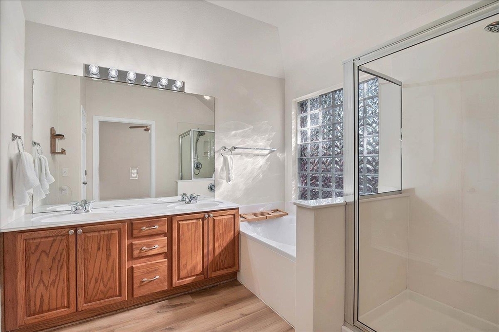 409 Carismatic Ln - Photo 10