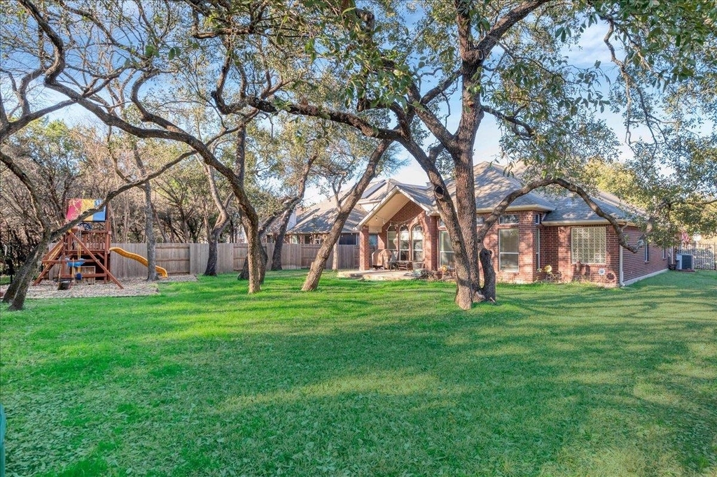 409 Carismatic Ln - Photo 16