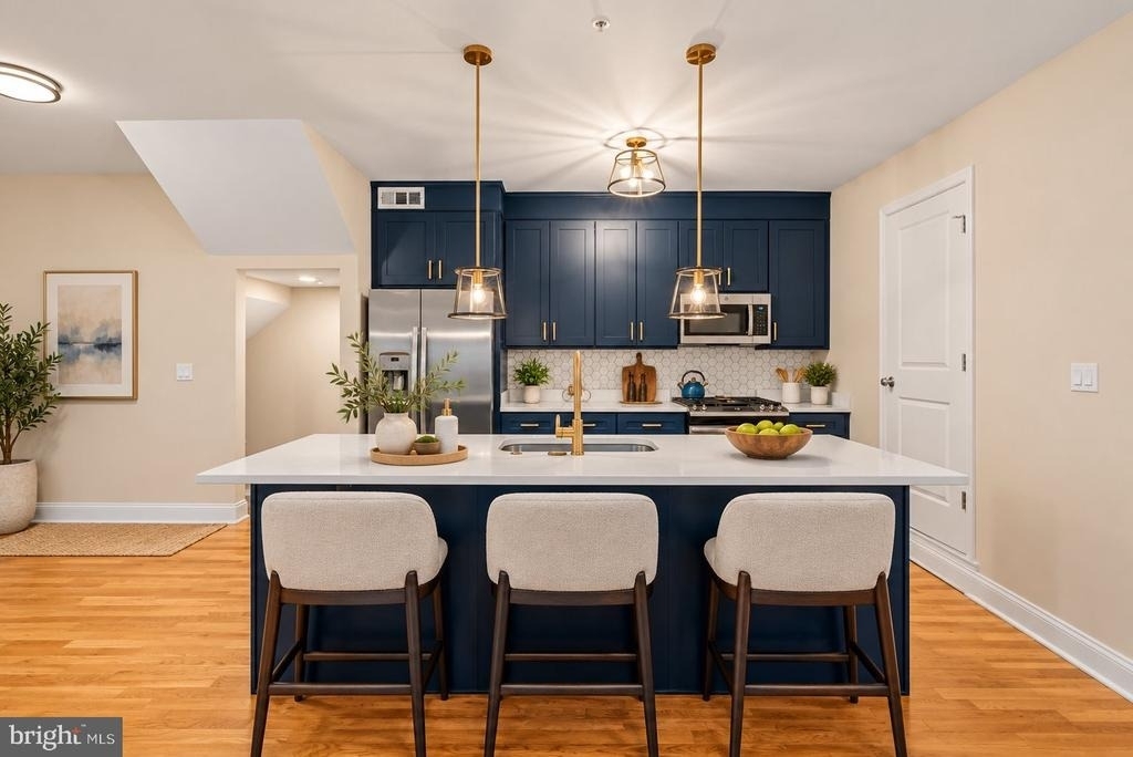 141 V Street Ne - Photo 8