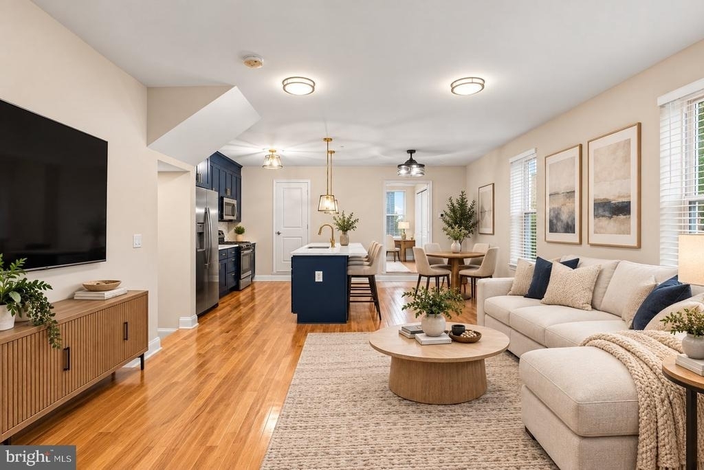141 V Street Ne - Photo 4