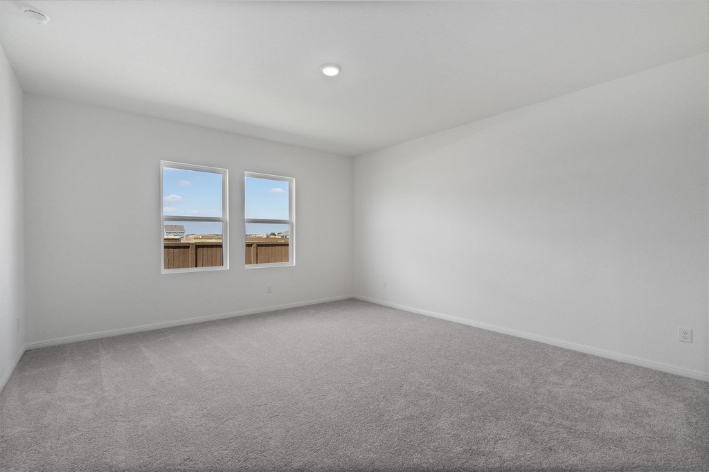 105 Bridgeview Dr - Photo 10