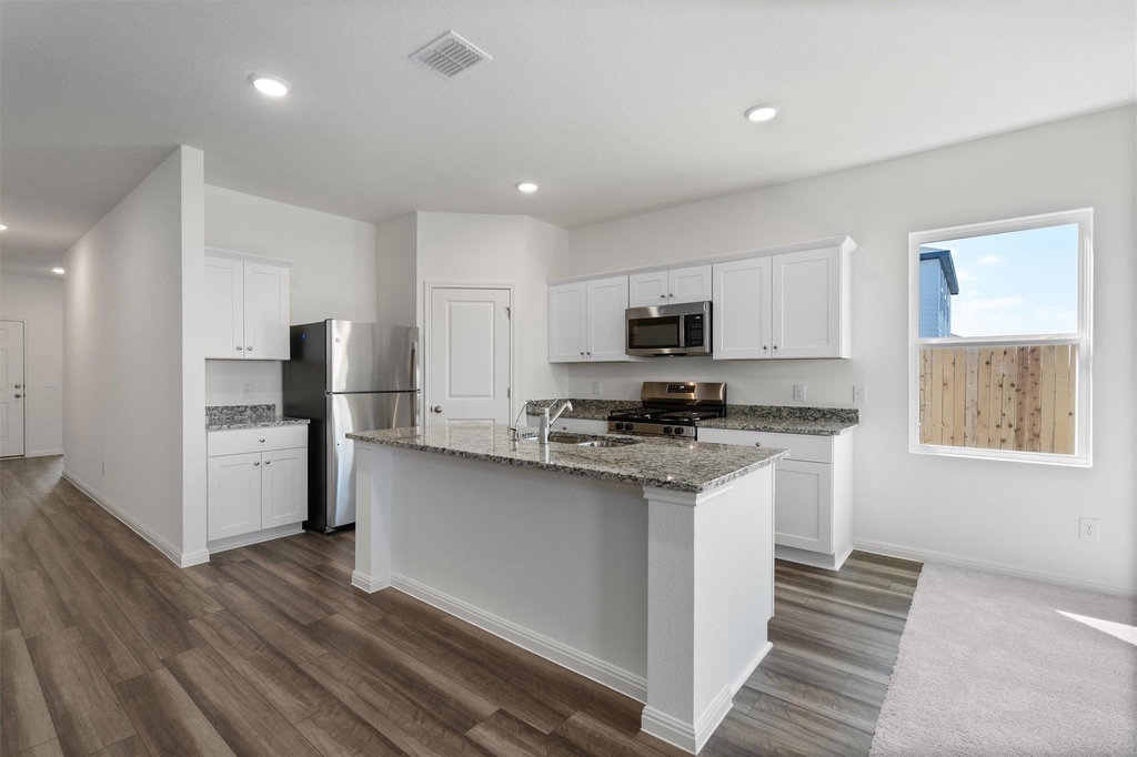 105 Bridgeview Dr - Photo 5