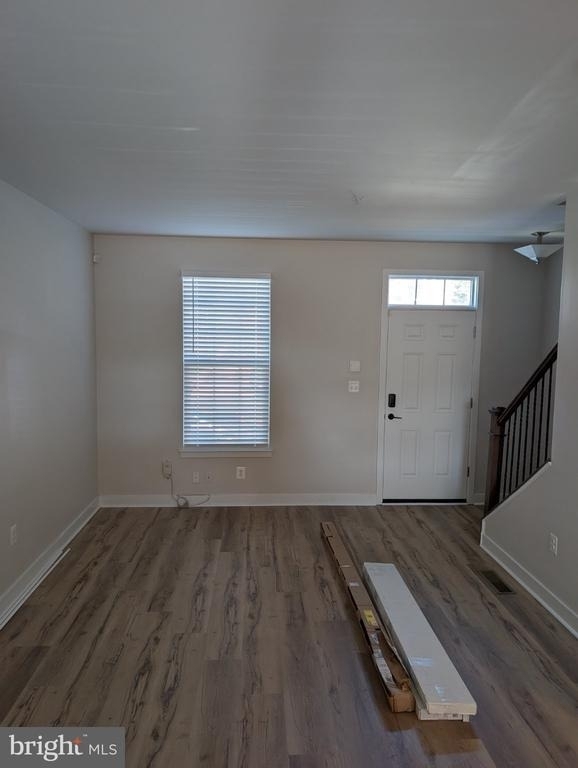 1229 Trenton Place Se - Photo 2