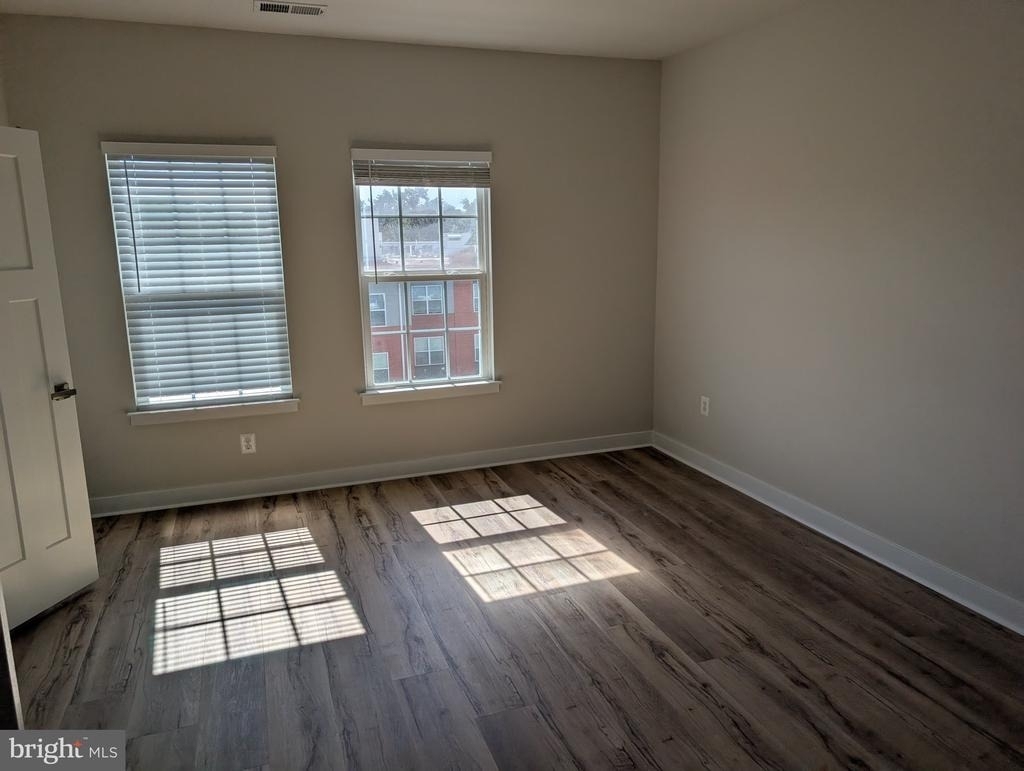 1229 Trenton Place Se - Photo 9