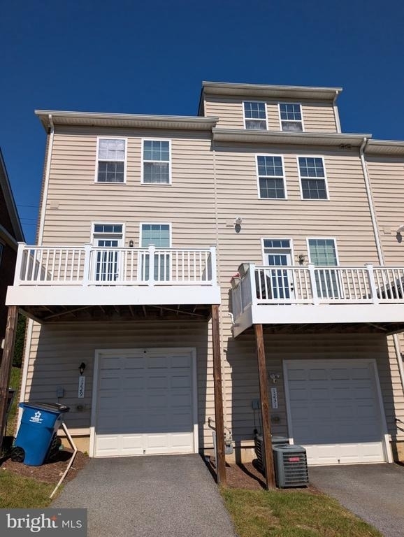 1229 Trenton Place Se - Photo 1