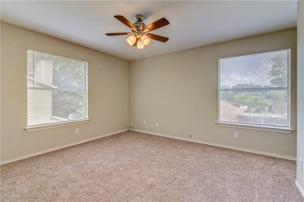 2211 Creekside Ln - Photo 19