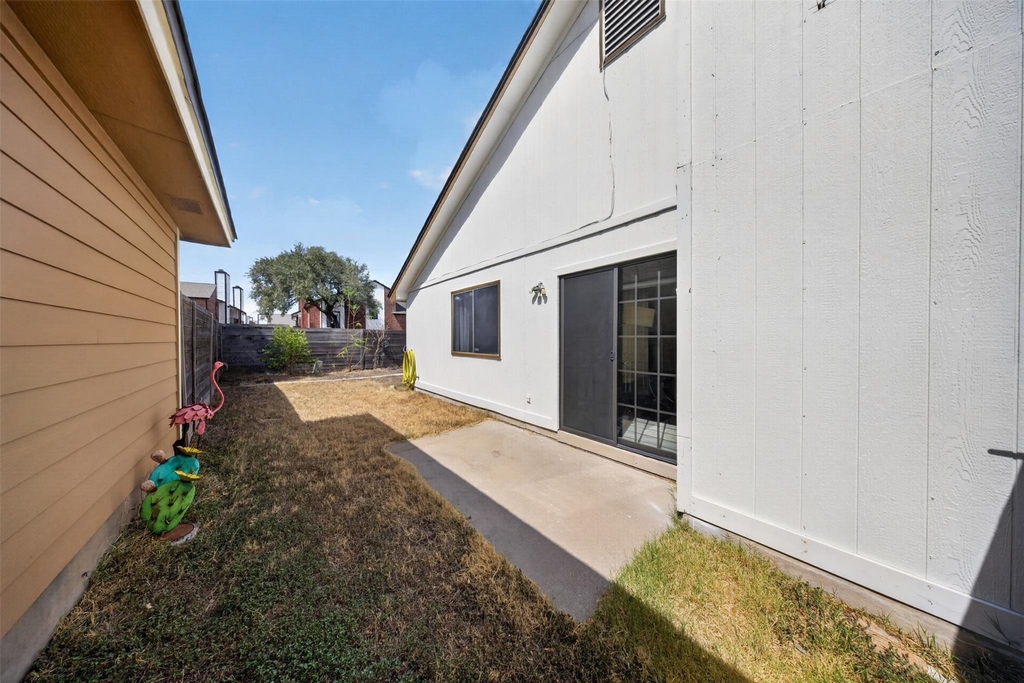 11716 Tallow Field Way - Photo 21