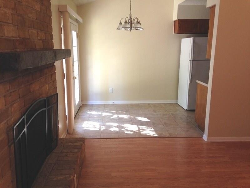 1305 Glenda Dr - Photo 4