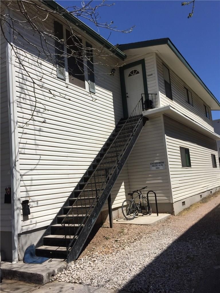 2811 Salado St - Photo 7