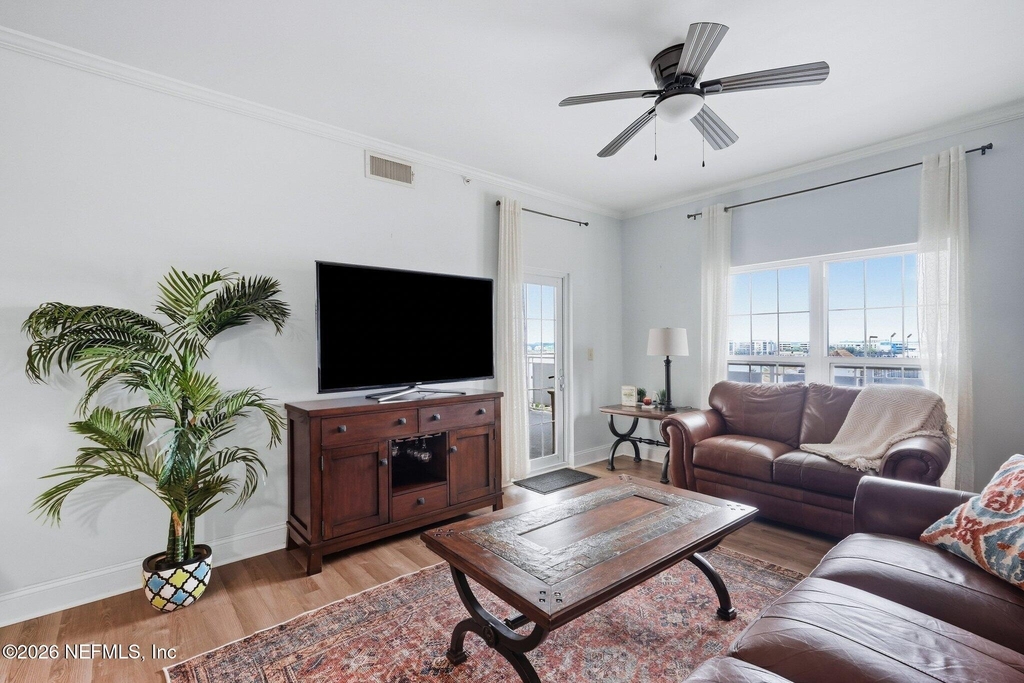 400 E Bay Street - Photo 10