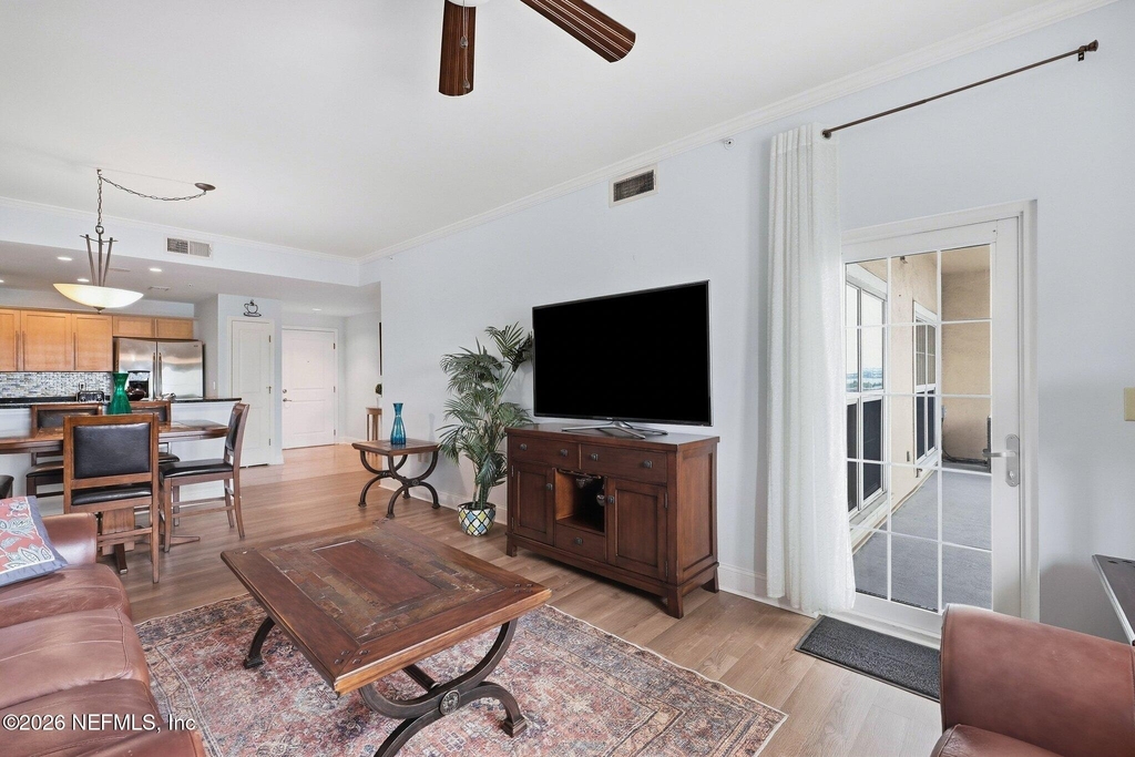 400 E Bay Street - Photo 11