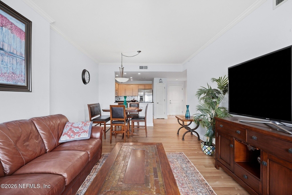 400 E Bay Street - Photo 8