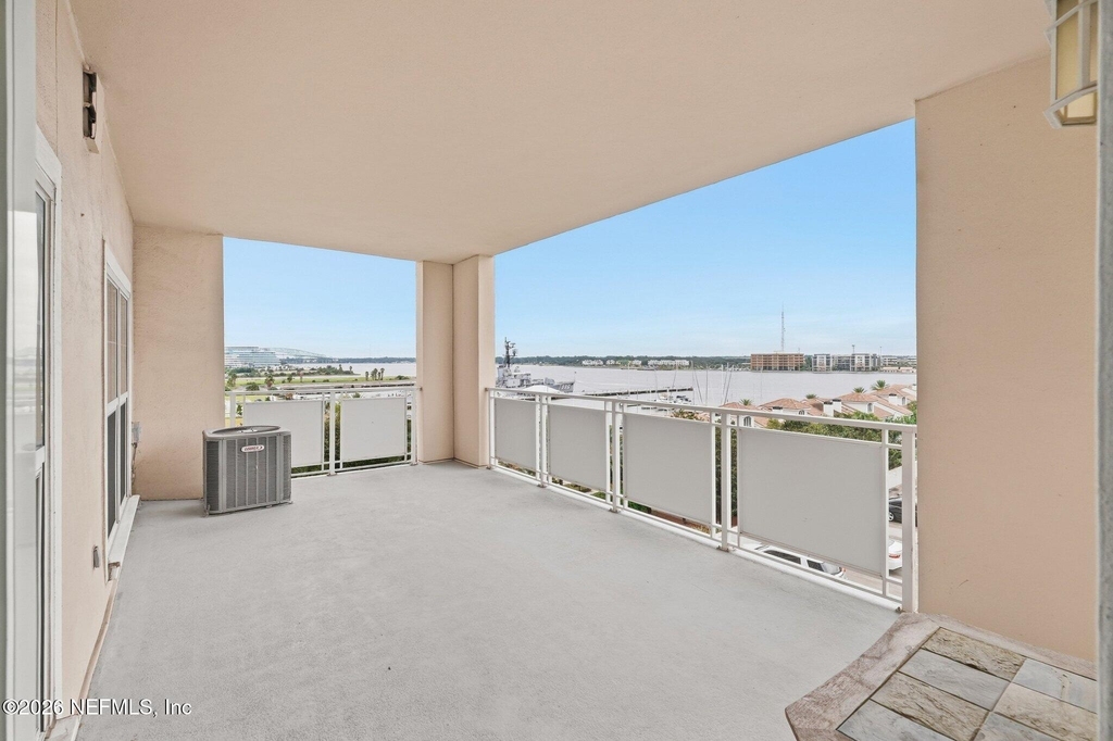 400 E Bay Street - Photo 21