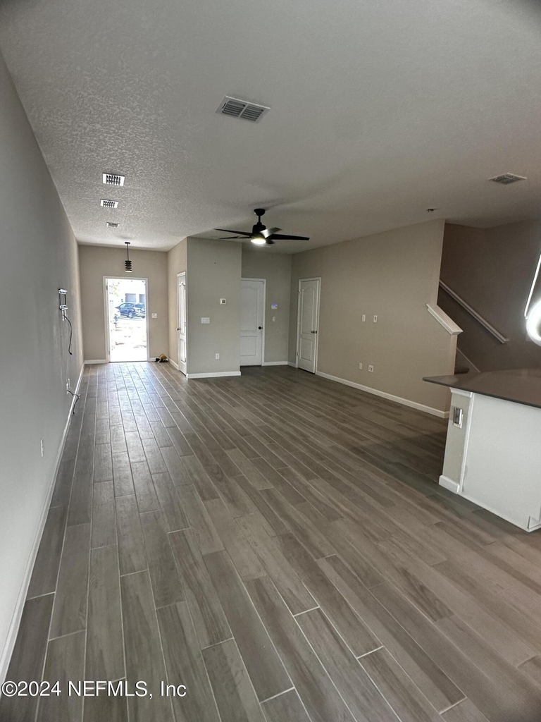 7371 Palm Hills Drive - Photo 12