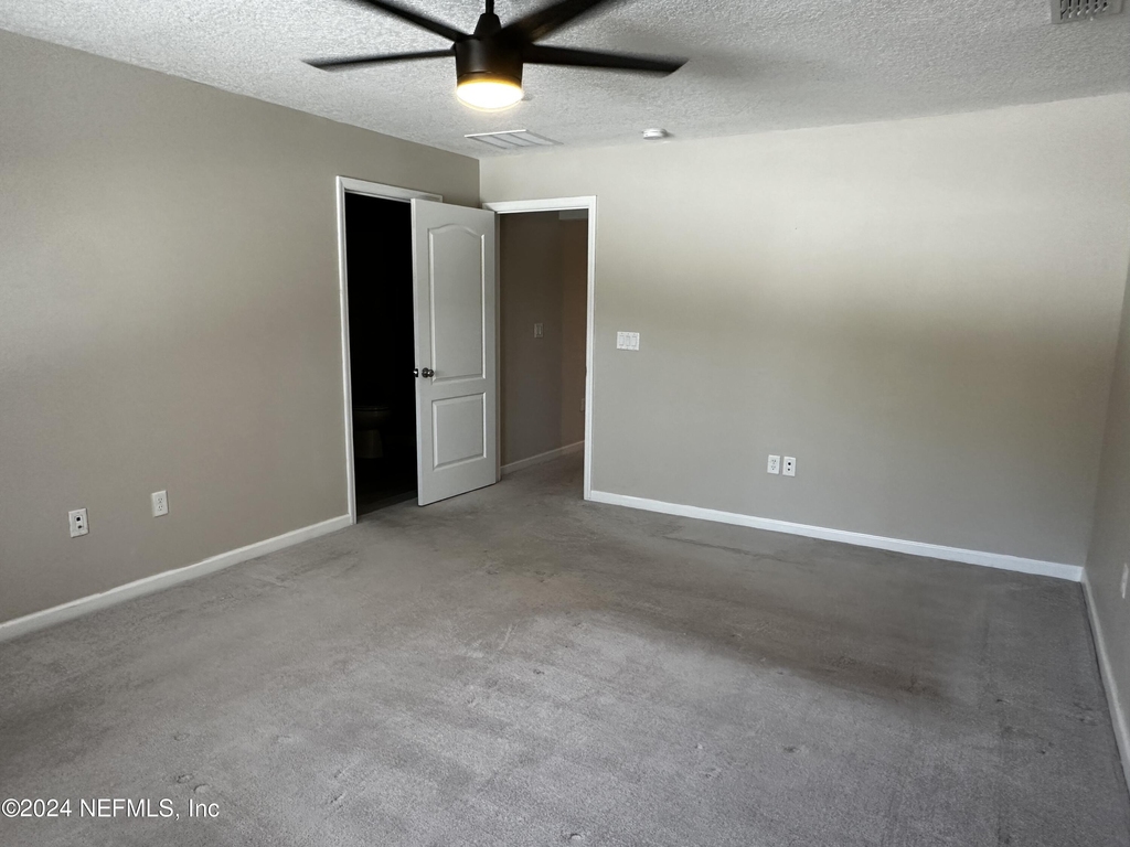 7371 Palm Hills Drive - Photo 31