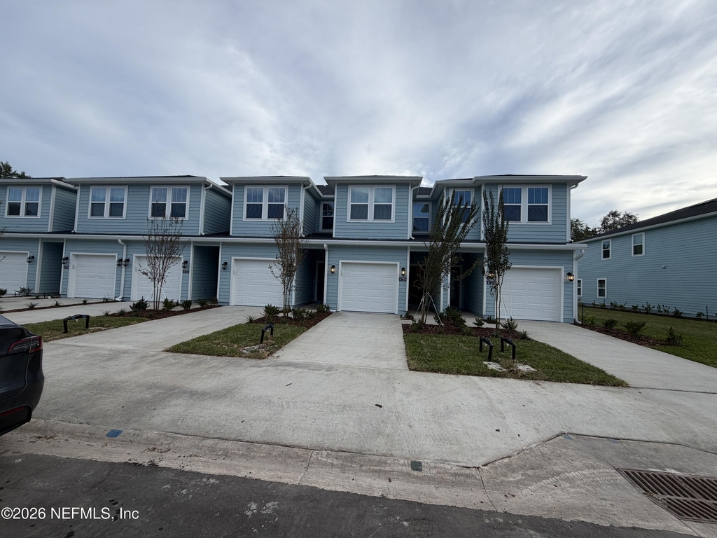 4728 Tigers Eye Court - Photo 0